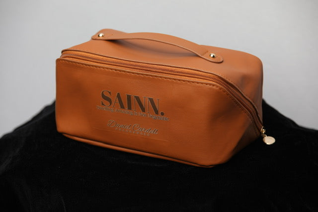 Toiletries/Cosmetic Bag Daniel Cardell Fragrances